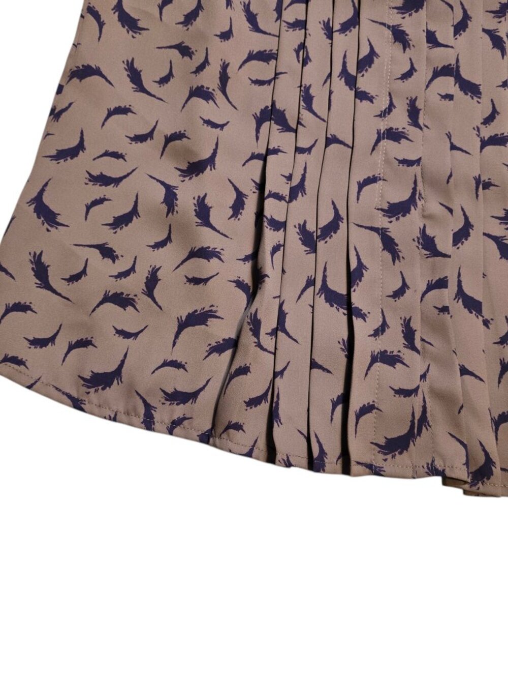 Loft Women’s Brown Sleeveless Button Up Purple Feather Pattern Tie Neck BlouseXS - Picture 9 of 12